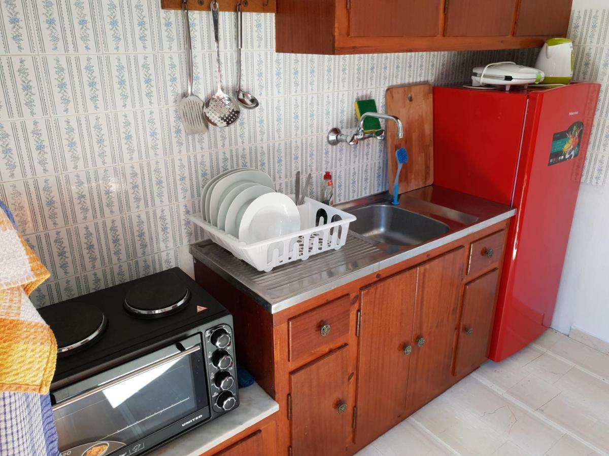 Ferienwohnung Kostas' Garden Roda  Exterior foto